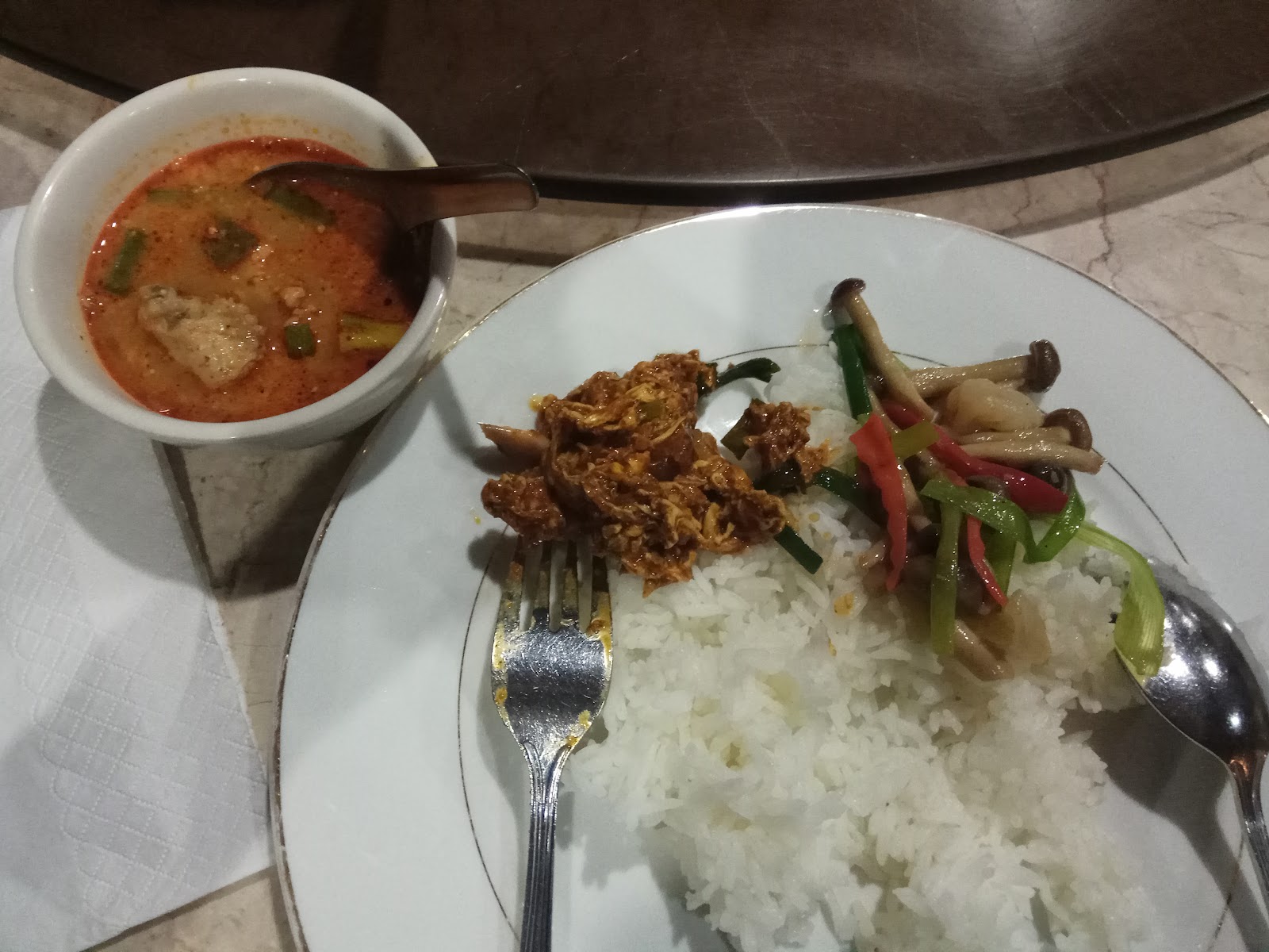 De Chiengmai Thai Seafood Restaurant 12